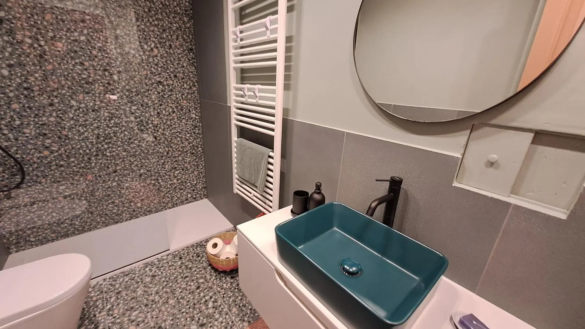 Appartamento L'Alcova B&B, A Due Passi Dal Centro Genova