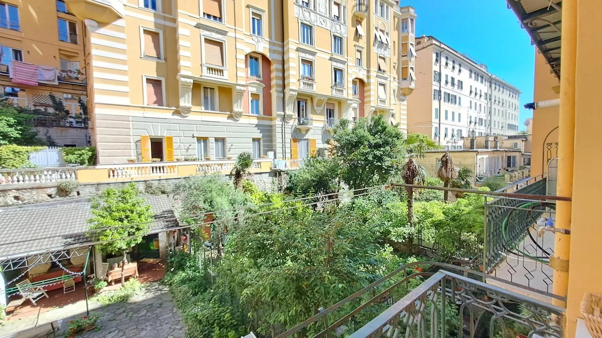 L'Alcova B&B, A Due Passi Dal Centro Genova